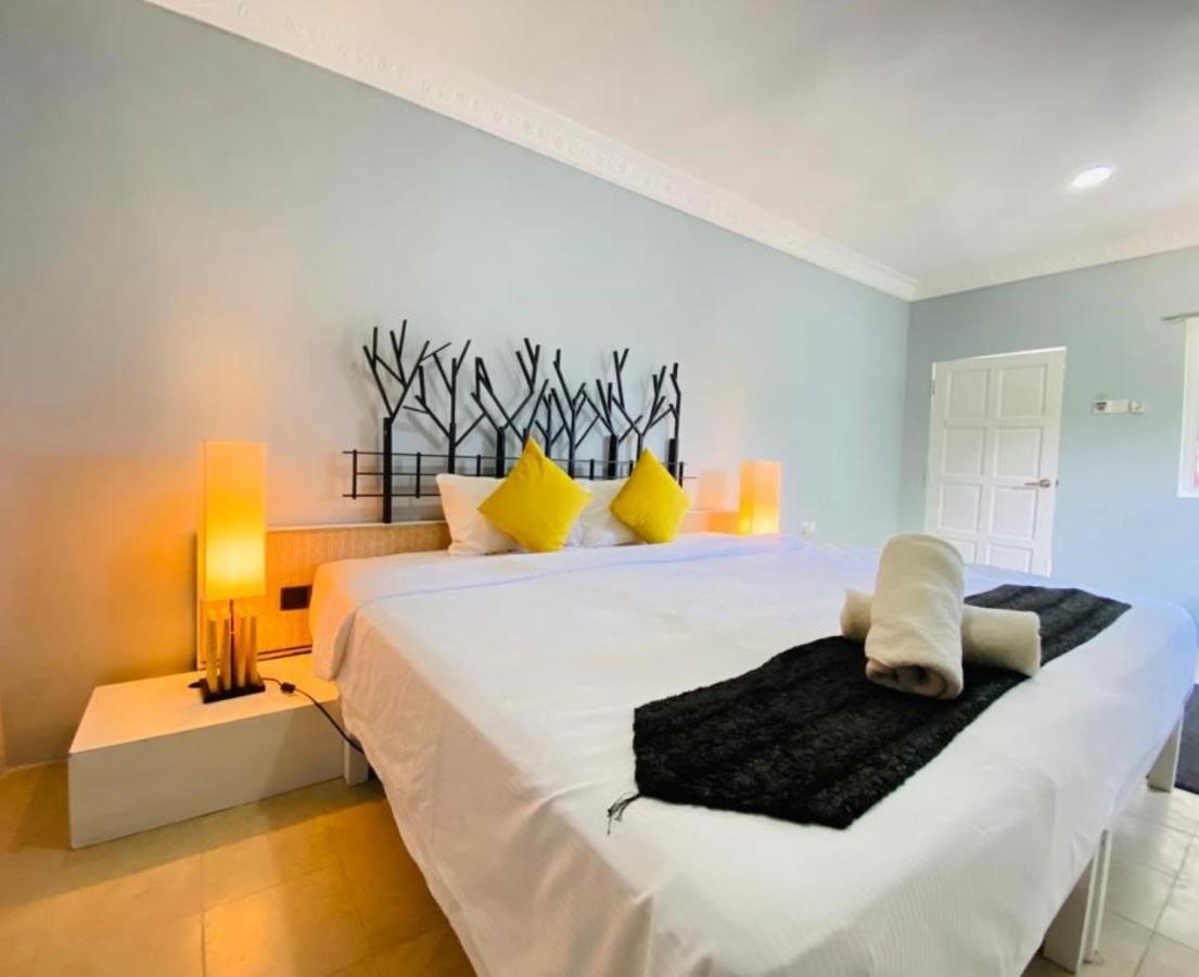 Fat Mermaid Guesthouse Pantai Cenang  Eksteriør billede
