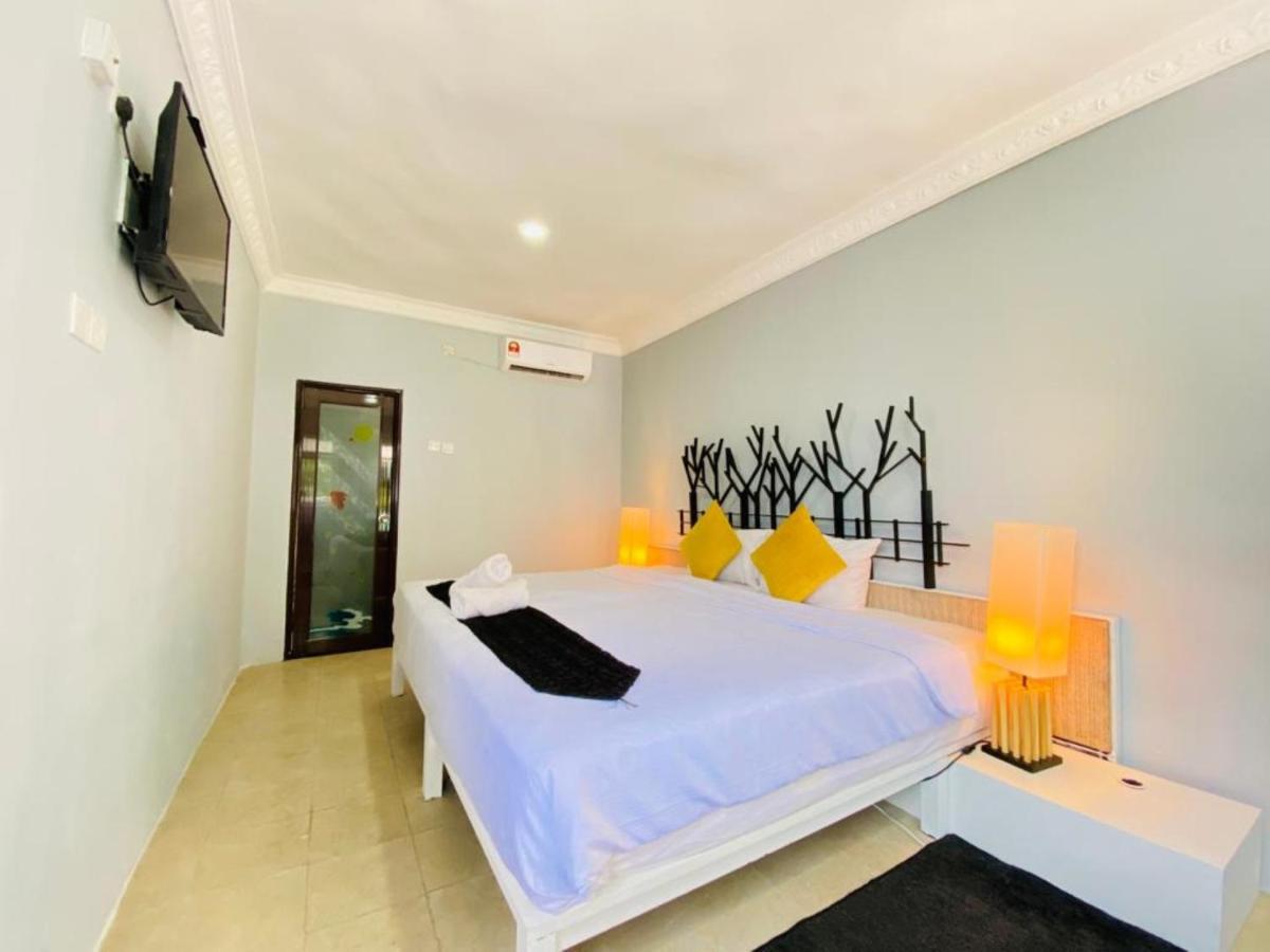 Fat Mermaid Guesthouse Pantai Cenang  Eksteriør billede