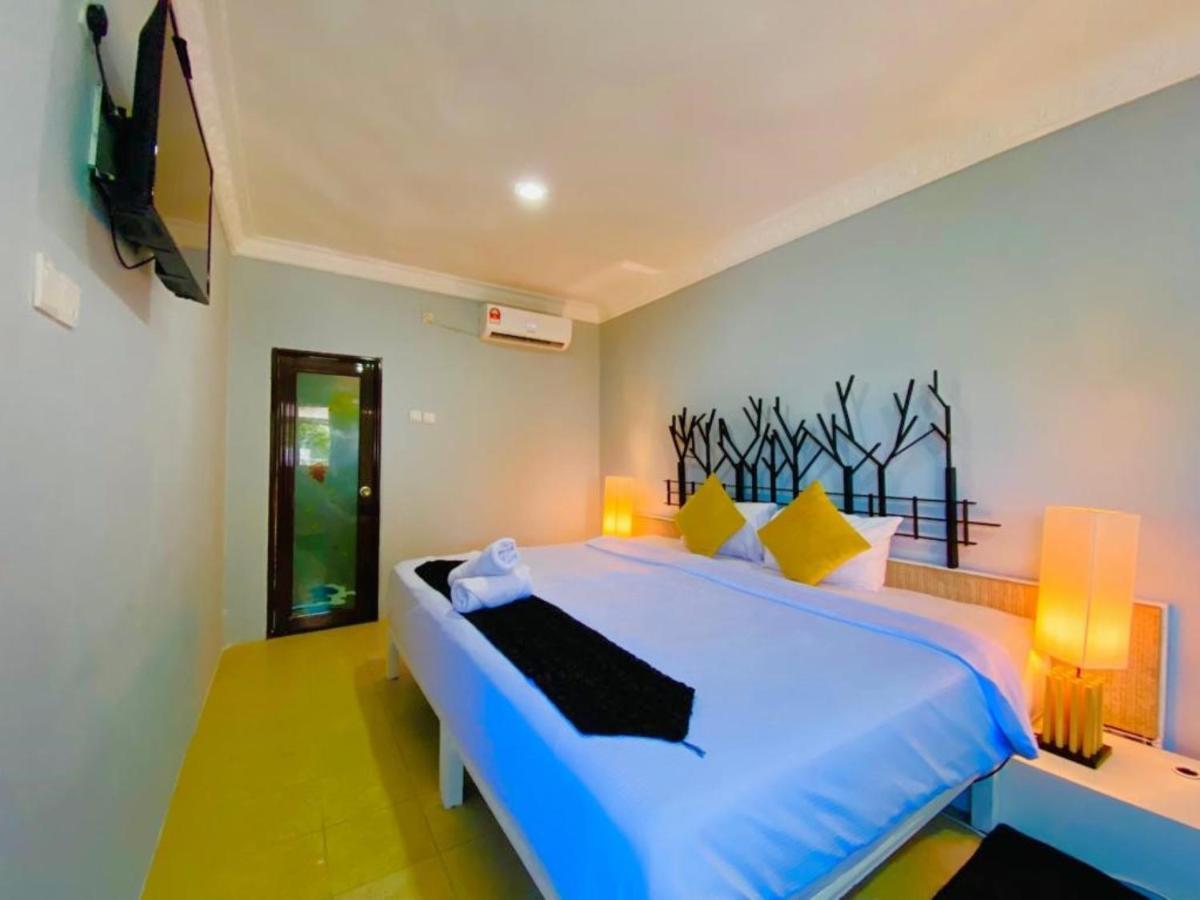 Fat Mermaid Guesthouse Pantai Cenang  Eksteriør billede