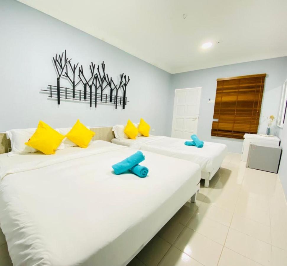 Fat Mermaid Guesthouse Pantai Cenang  Eksteriør billede