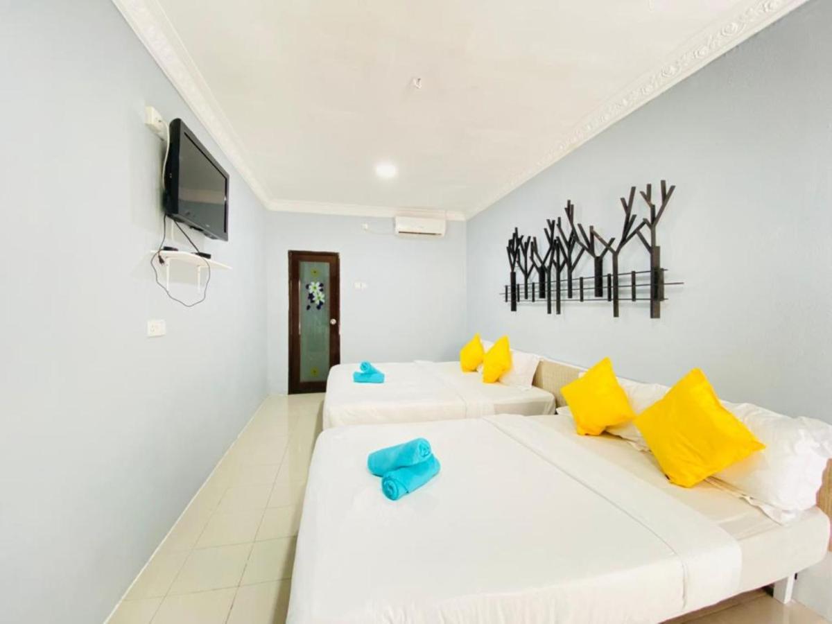 Fat Mermaid Guesthouse Pantai Cenang  Eksteriør billede