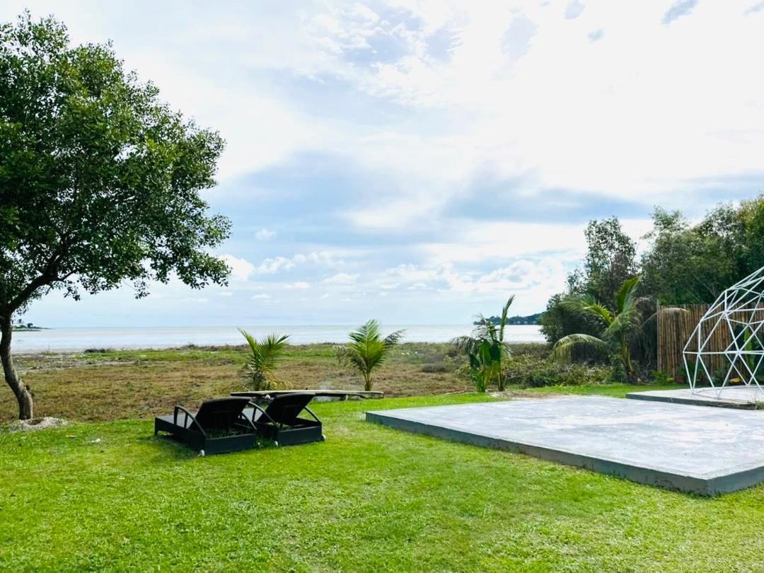 Fat Mermaid Guesthouse Pantai Cenang  Eksteriør billede